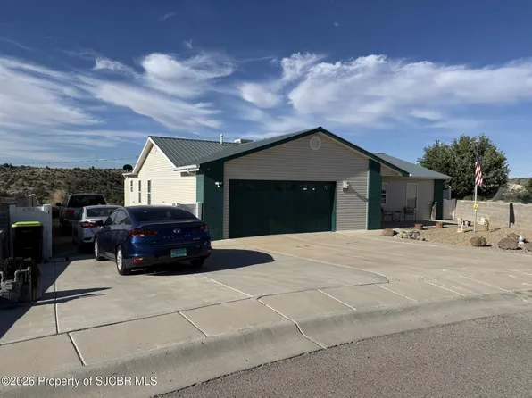 1318 Plumtree Cir, Bloomfield, NM 87413