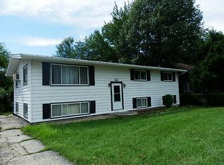 2135 E Maple St, Kankakee, IL 60901