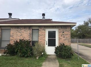 201 Versailles St, Victoria, TX 77904