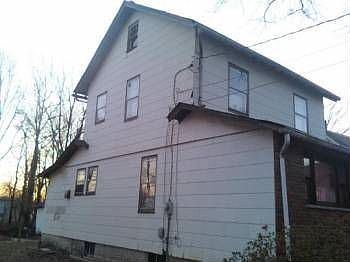 2nd image of 2514 Doris Ave