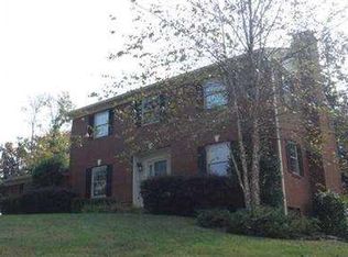 7400 Twin Brook Dr, Chattanooga, TN 37421