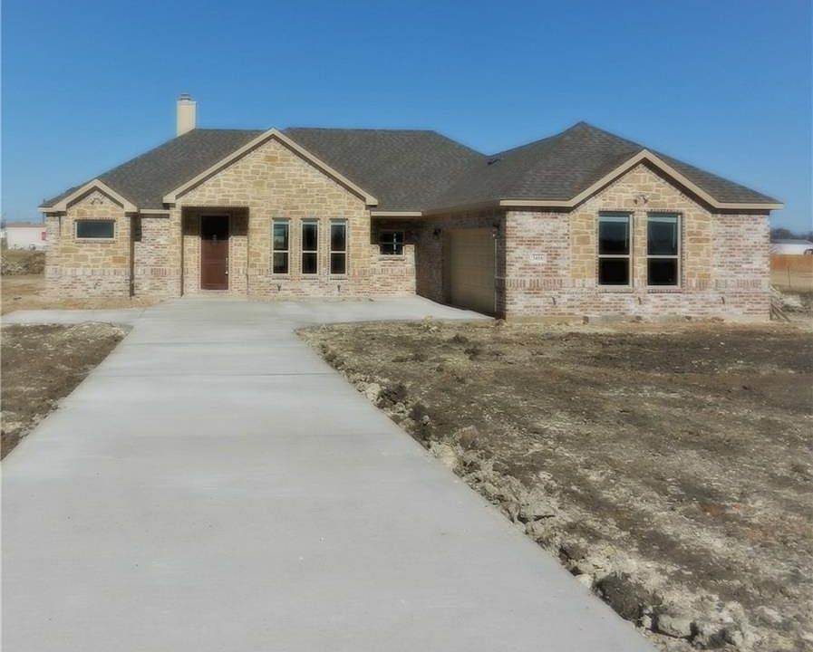 1st image of 3416 Chinaberry Ln