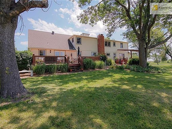 No maintenance trex decking