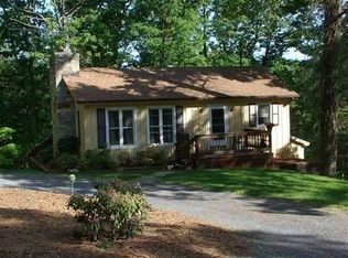 11 Old Mill Rd, Staunton, VA 24401