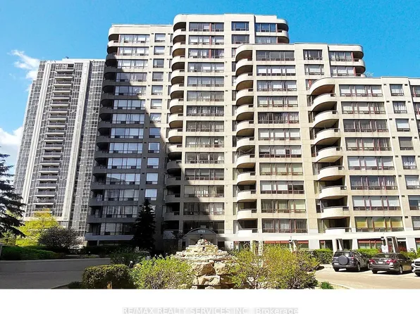 5785 Yonge St, Toronto, ON