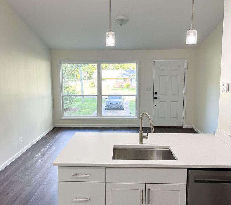 Oakdale Duplex 3703 Oakdale Ave Meridian MS Zillow