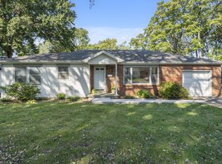 2313 S Roanoke Ave, Springfield, MO 65807