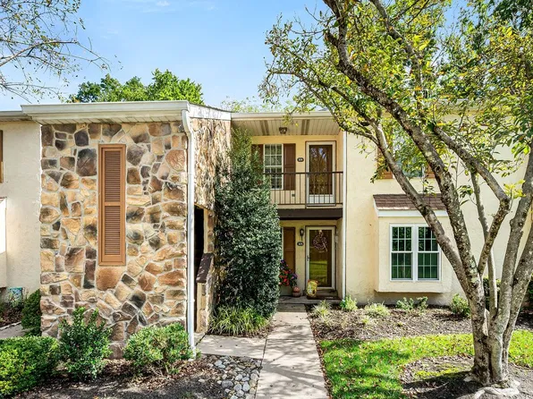 306 Valley Stream Ln #306, Wayne, PA 19087