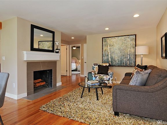 3rd image of 16260 8th Ave NE