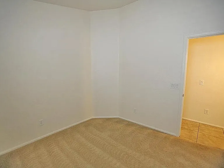 9902 W Melinda Ln — Photo 13