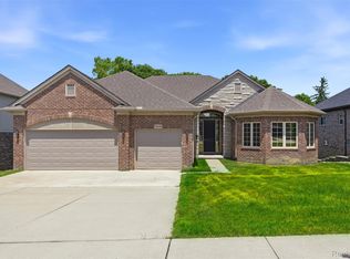 7419 Park Terrace Ln, Shelby Township, MI 48317