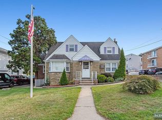 141 Arnot St, Lodi, NJ 07644