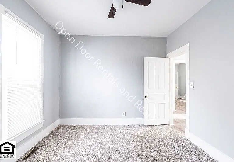 515 N State St #515 N STATE — Photo 20