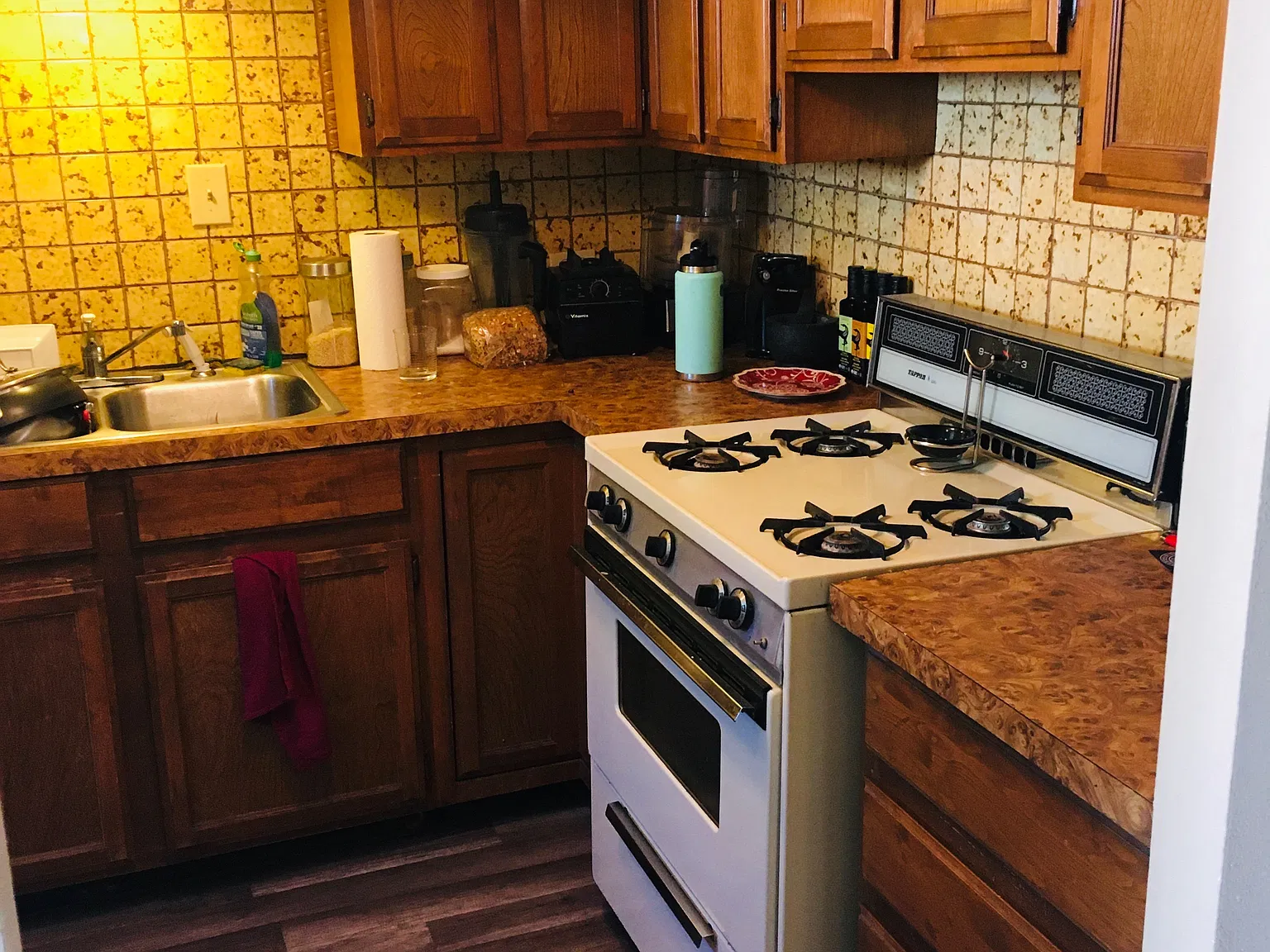1 bed, 400 sqft, $1,150 — Photo 2