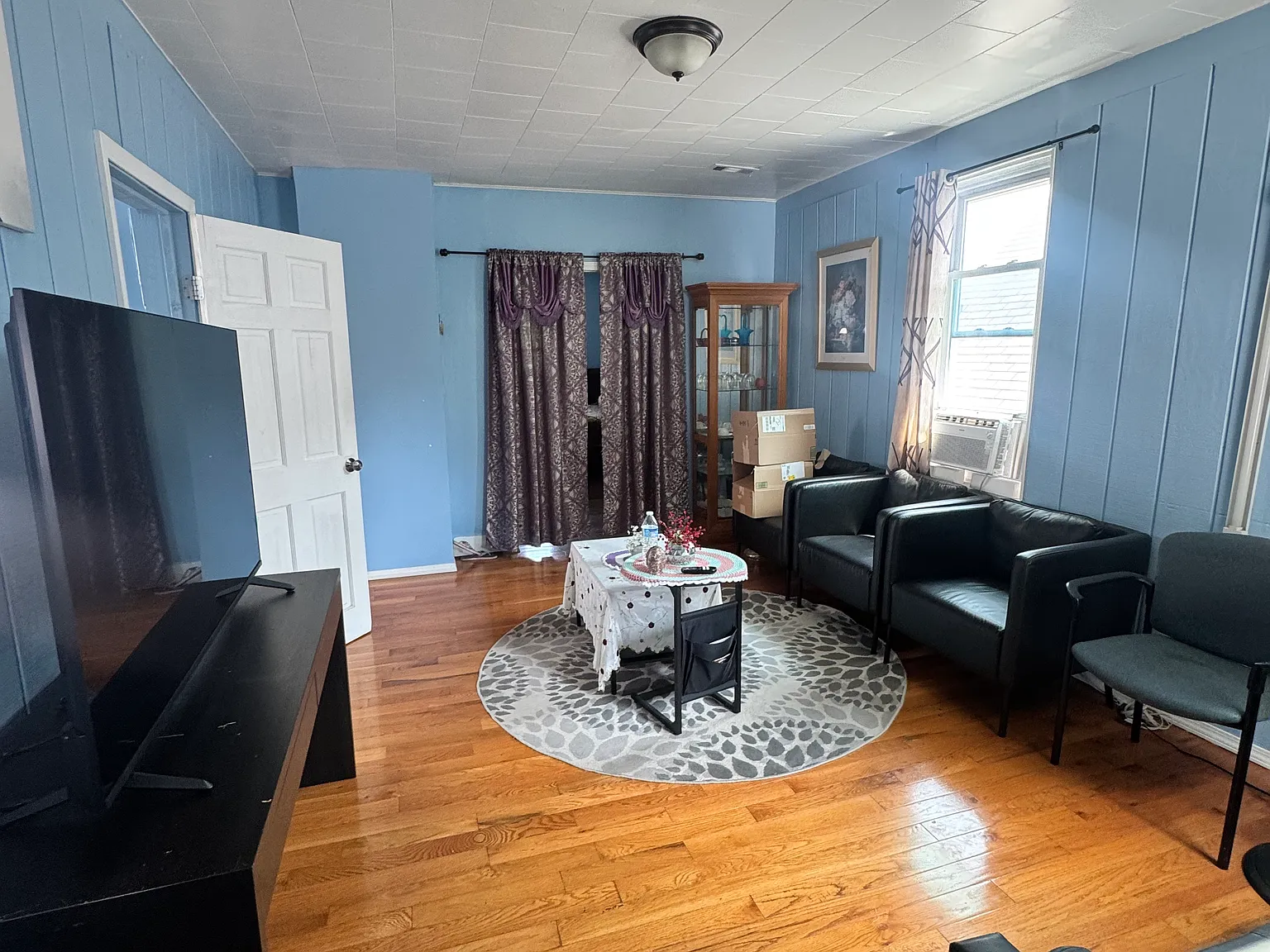 2 bed, $600 — Photo 2