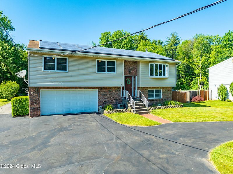 2nd image of 25 New  Shaker Road