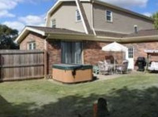 8355 Poplar Dr, Newburgh, IN 47630