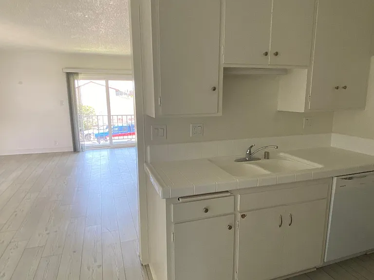 4903 Nautilus St #4 — Photo 19