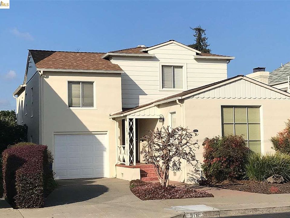 1st image of 576 Blossom Way