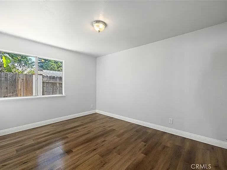 927 Cottonwood Ct — Photo 14