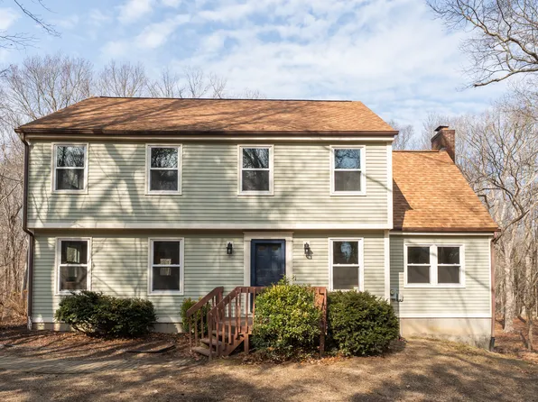 34 Michelle Lane, Guilford, CT 06437