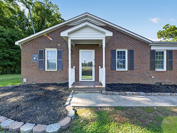 3rd image of 2489 Pocosin Road