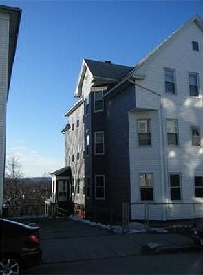 2nd image of 43 Everard St #2
