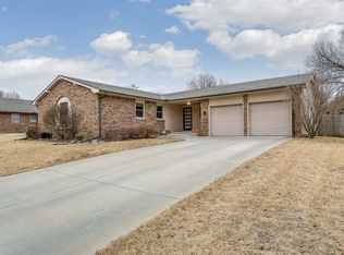 1007 S Beech St, Wichita, KS 67207