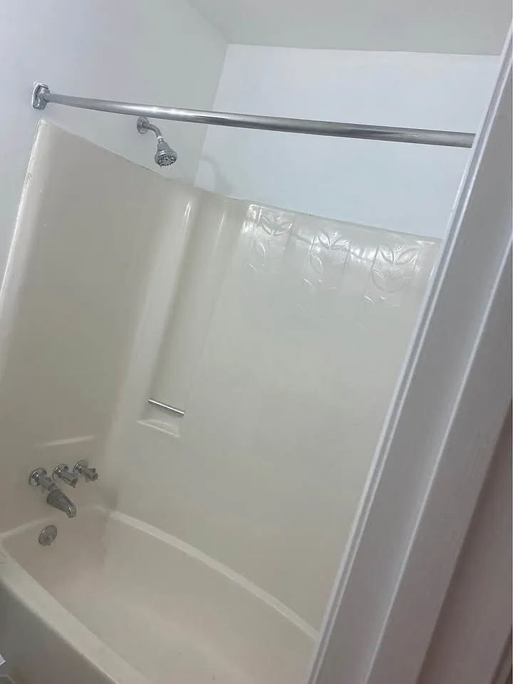2 bed, 1.5 bath, $1,550 — Photo 3