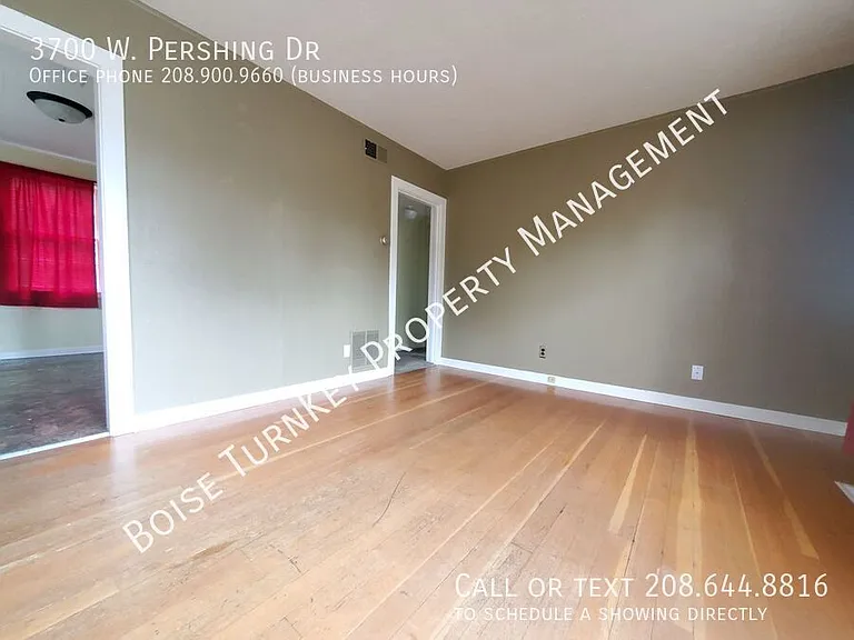 3700 W Pershing Dr — Photo 10