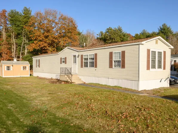 76 Pinehurst Dr, Plymouth, MA 02360