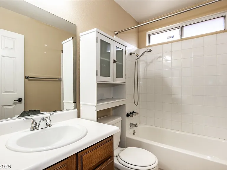 7434 Coffeyville Ave — Photo 21