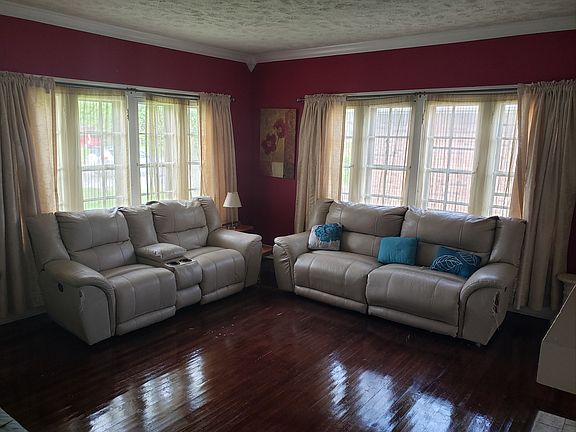 4th image of 927 Bellemeade Ave