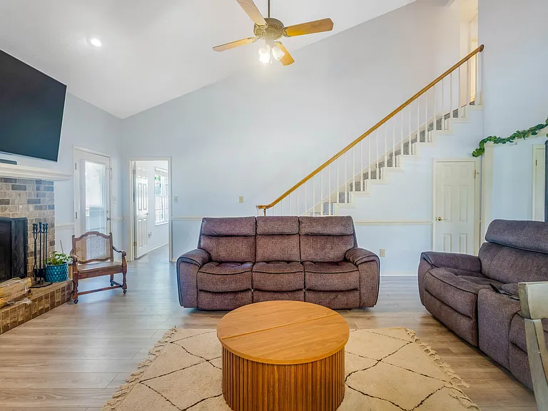 3019 Keats Dr — Photo 31