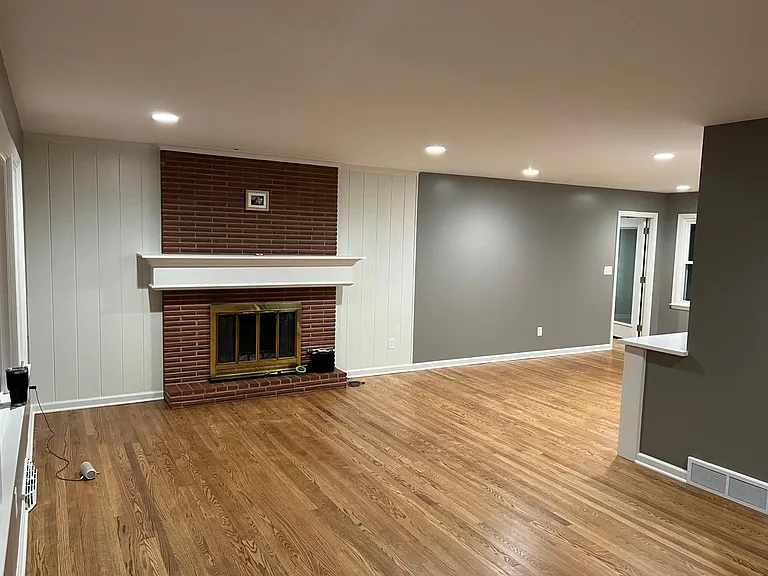 12233 Holmes Rd — Photo 11