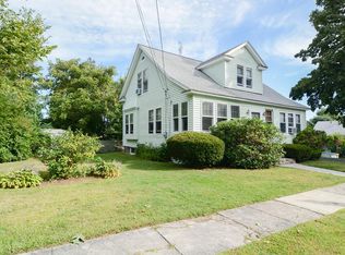 19 Ivernia Rd, Worcester, MA 01606