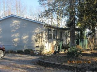 52 Congress Ln, Hendersonville, NC 28739