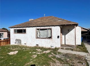 1151 Flora St, Barstow, CA 92311