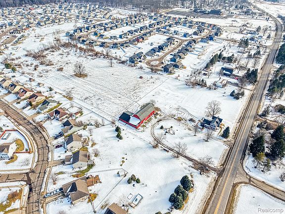 4th image of 3342 Oak Grove Rd