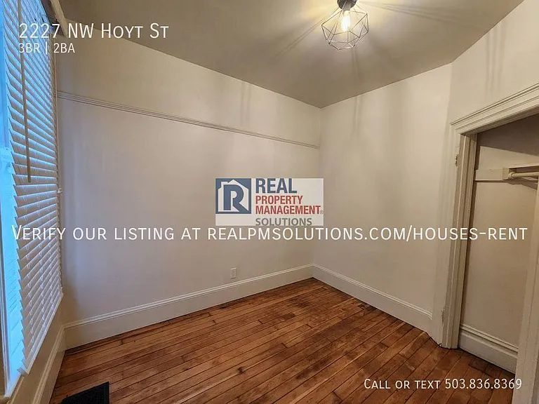 2227 NW Hoyt St — Photo 24