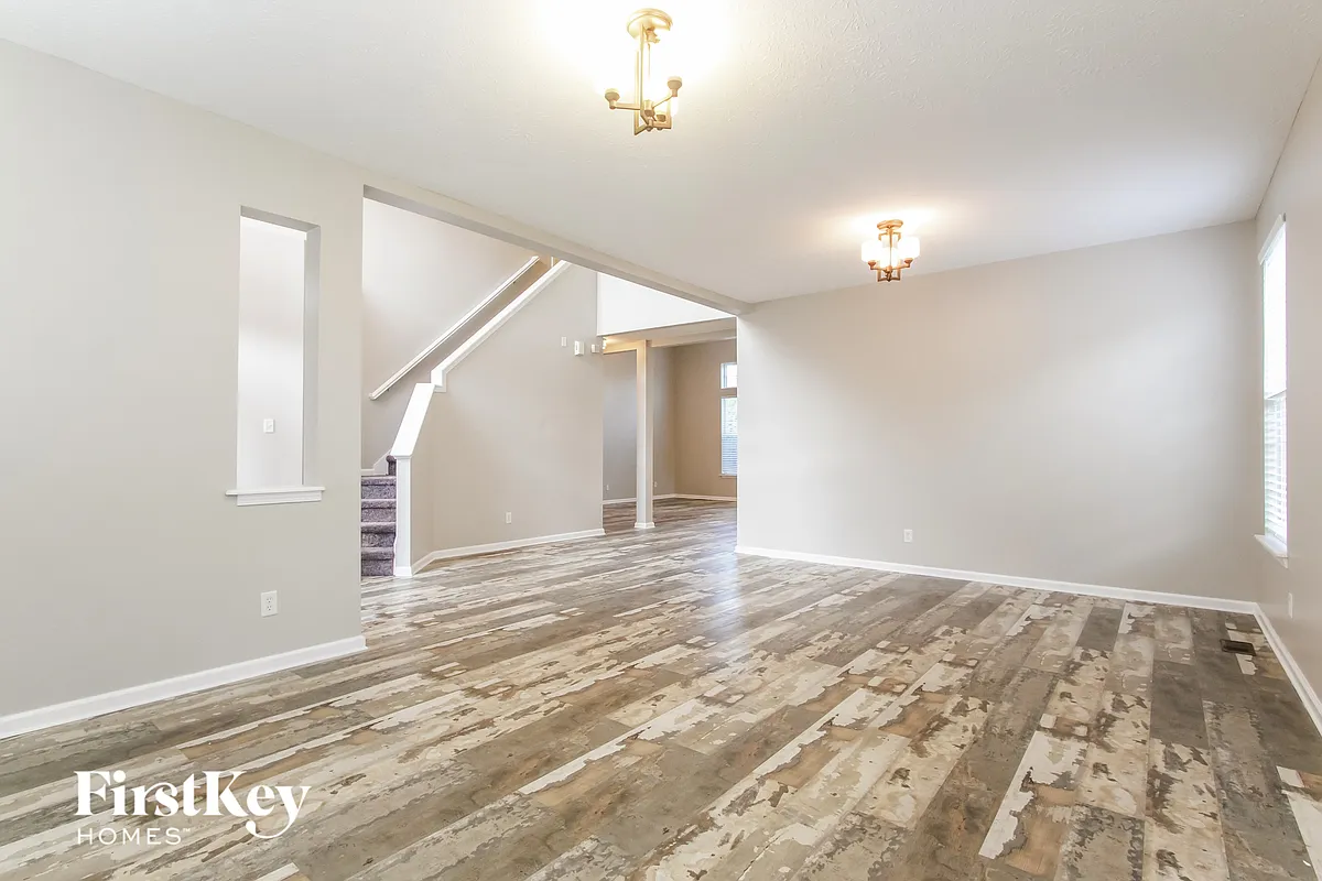 Building Photo - 1526 Old Thicket Ct