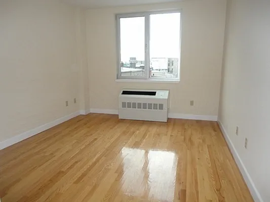Rented by Urban Realty NYC | media 35