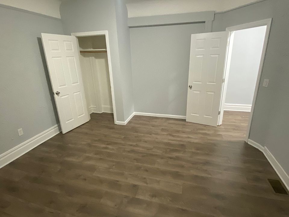 1st image of 168 N 12th St APT 1