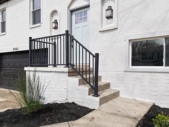 3rd image of 4982 Bell Ave