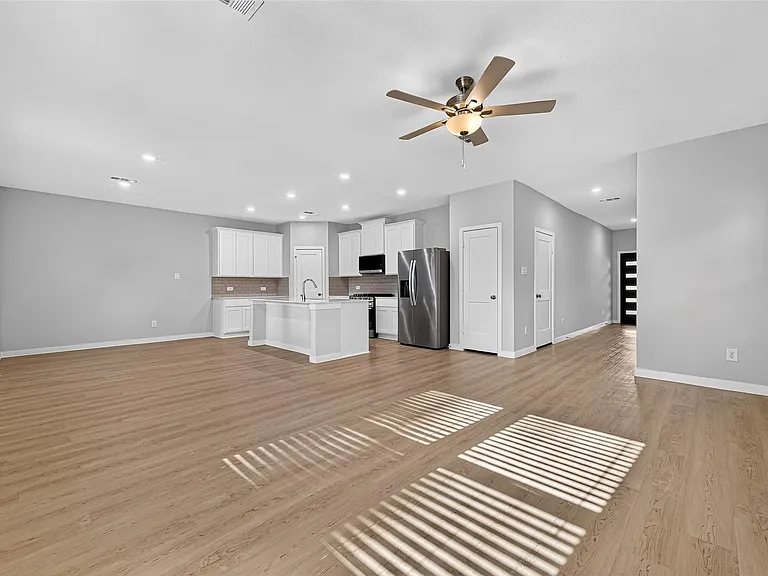 186 Valiant Ridge Trl — Photo 5