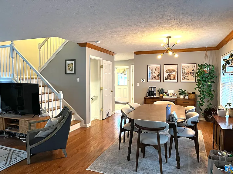 Entry View