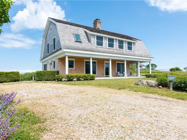 1307 Peckham Farm Rd, Block Island, RI 02807