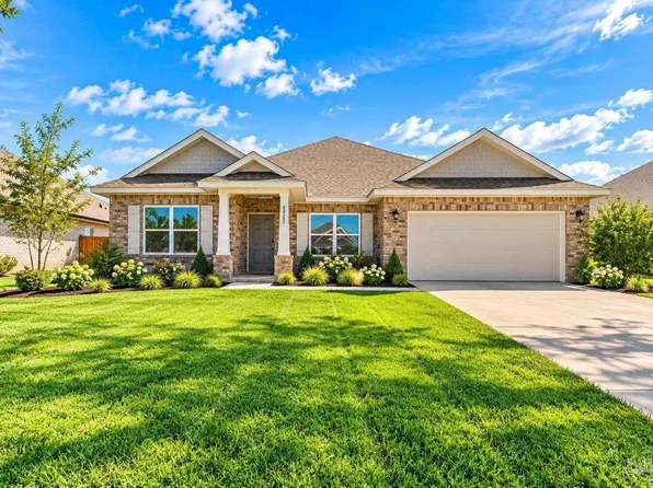 5023 Vanerka Dr, Gulf Breeze, FL 32563