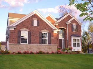 29630 Orchard Lake Rd, Farmington Hills, MI 48334