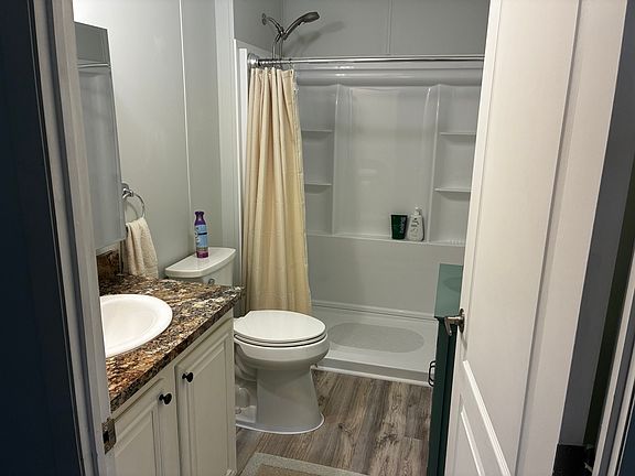 5th image of 104 Oldbrook Ln #104